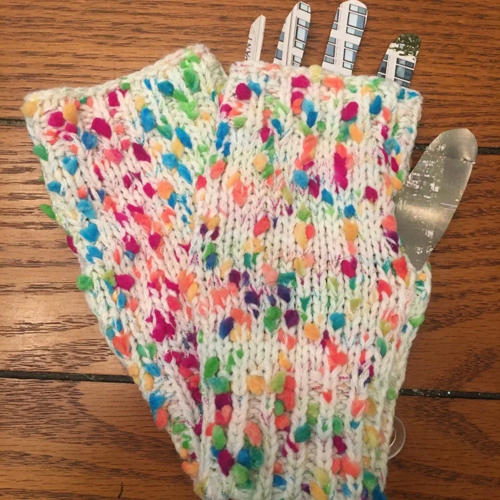 Multi-color gloves